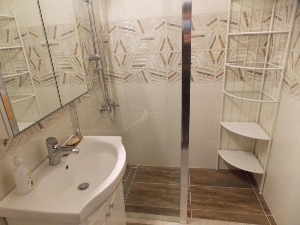 Appartamento Garsoniera Moderna Bucarest